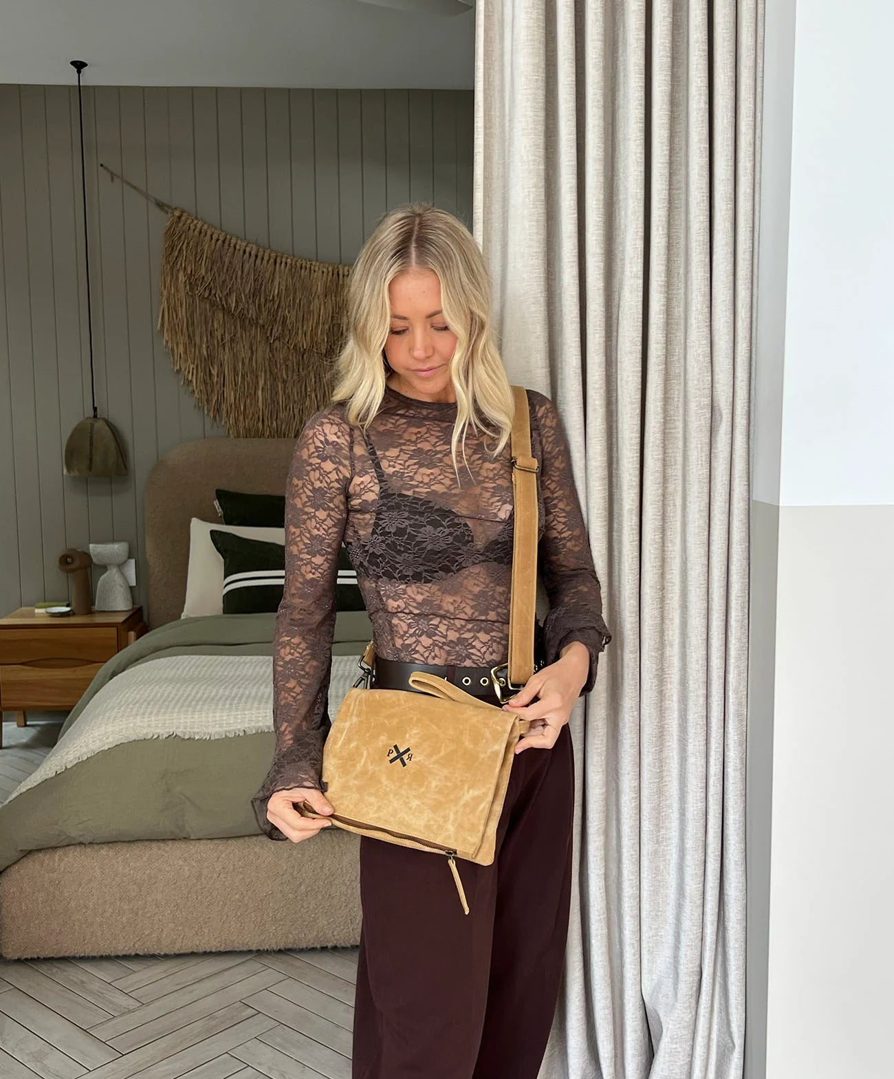 Crafters Clutch - Clay