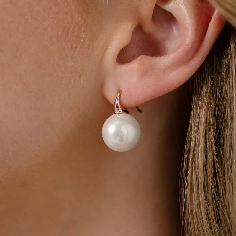 Emily Rose Gold Rond Pearl Earrings