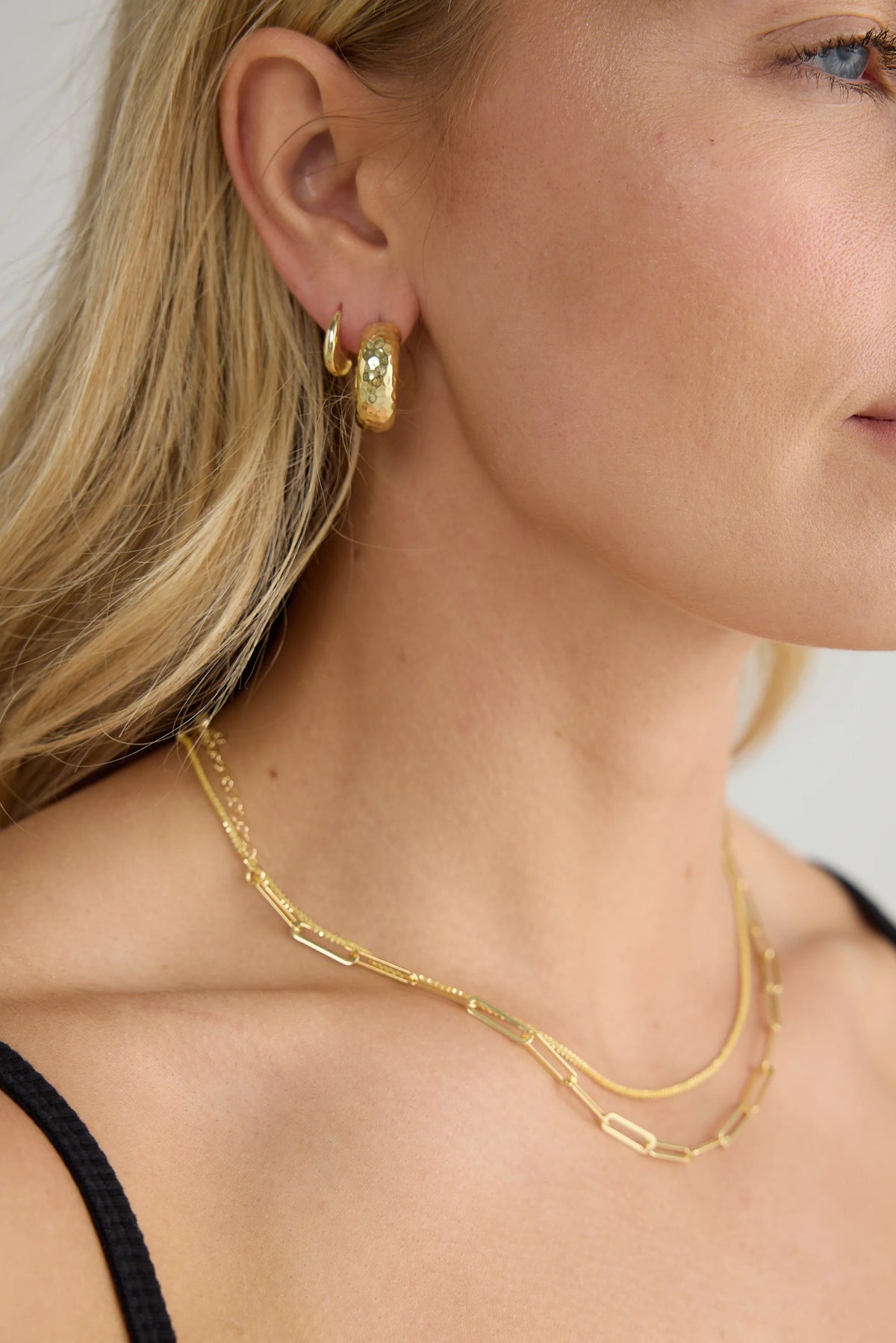 Abby Hoop Earring - Gold