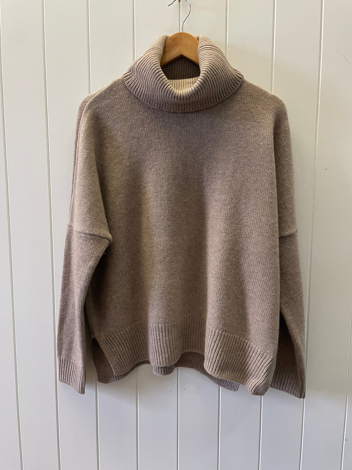 Merino Oat Andie Roll Neck