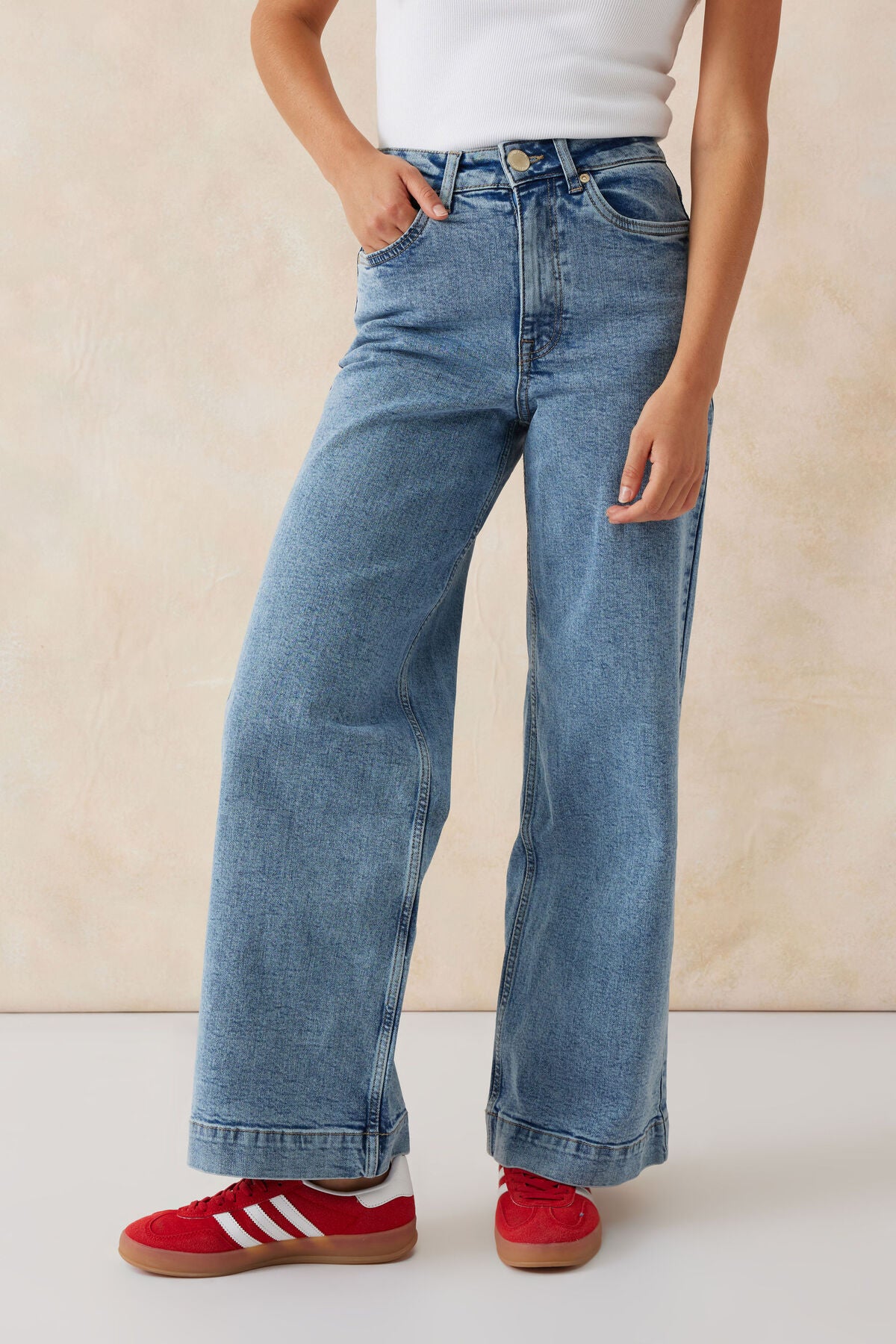 Wide Leg Jean - Vintage Blue