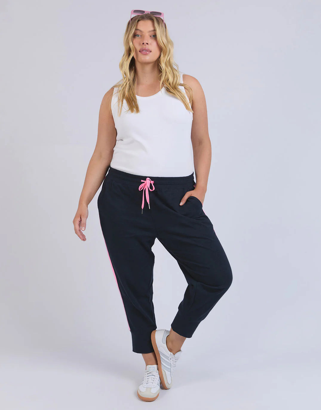 Brunch Pant - Navy Side Tape