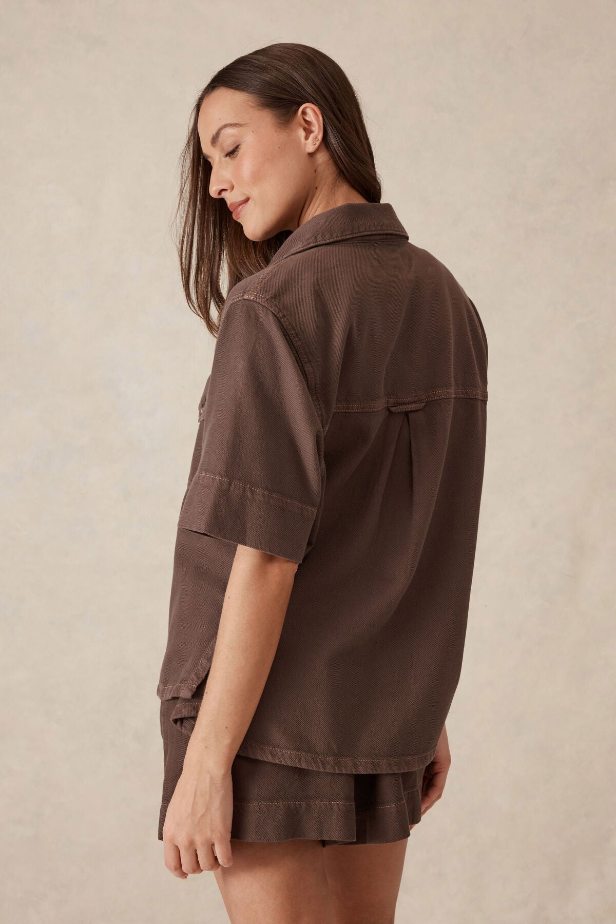 Short Sleeve Boxy Shirt - Mocha