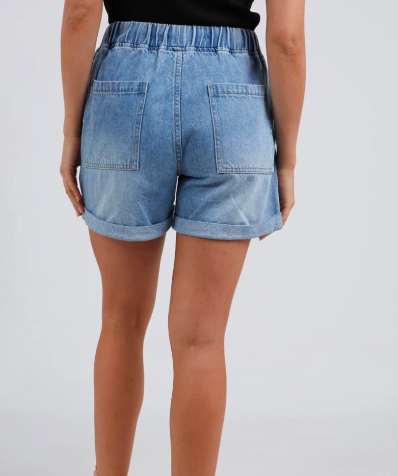 Emma Relaxed Denim Short - mid wash blue