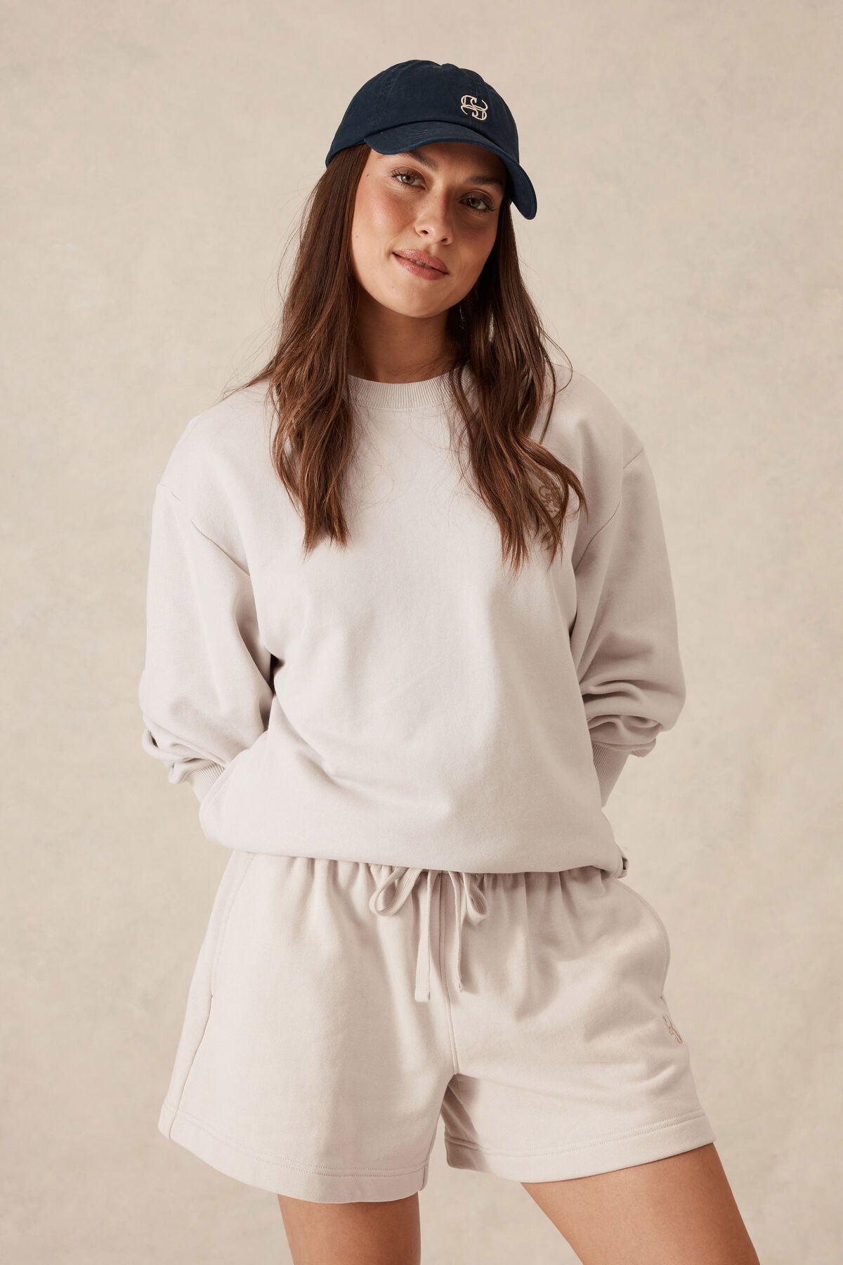 Oversized Slouchy Crew - Almond