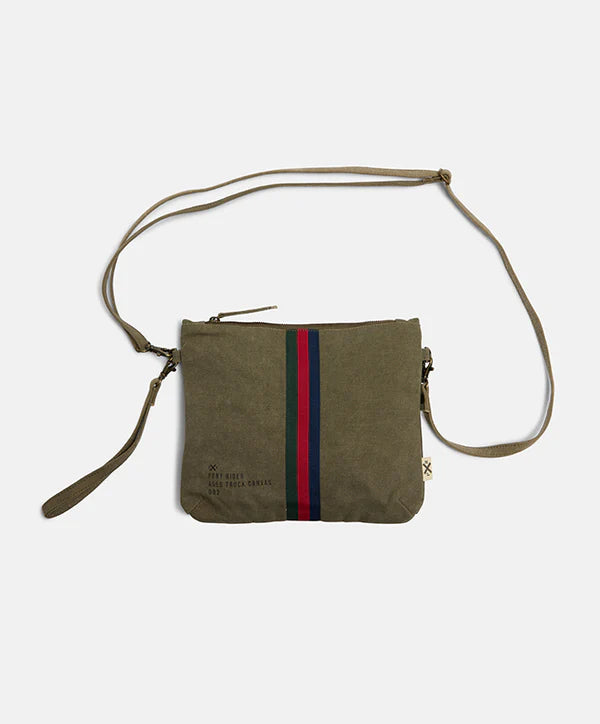 Escapee Clutch Bag w Strap